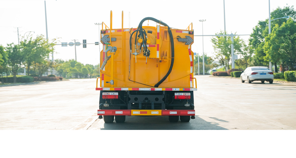 东风多利卡高压清洗车