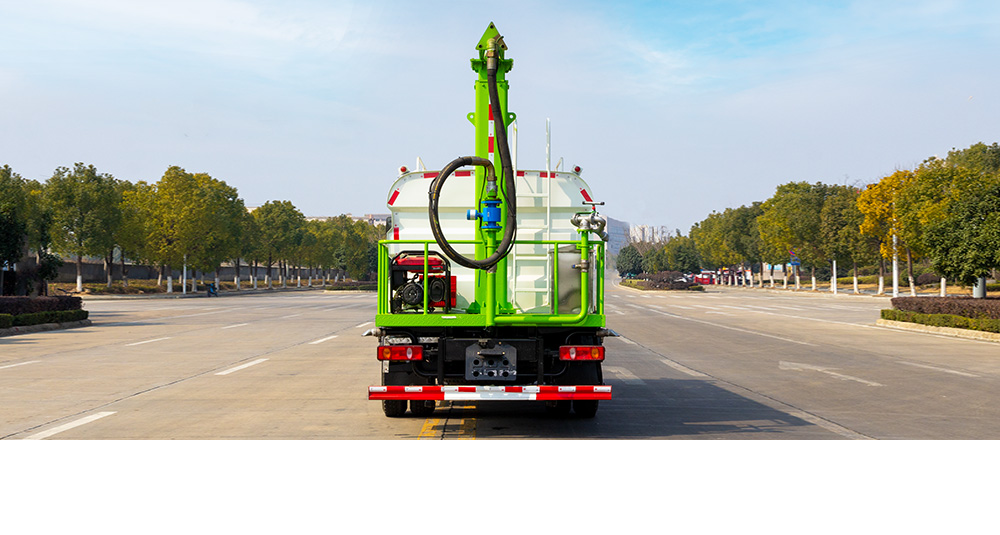 东风华神T3铁路抑尘车