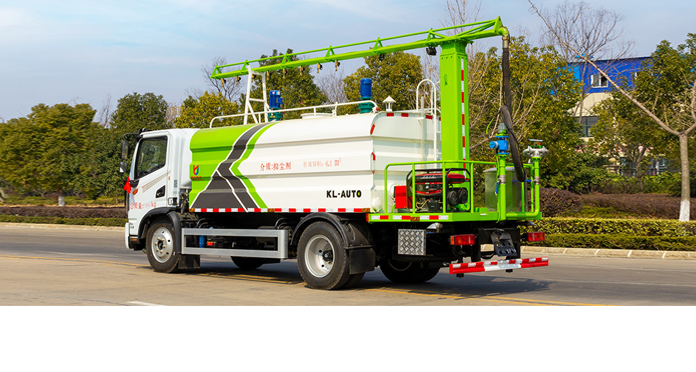 东风华神T3铁路抑尘车