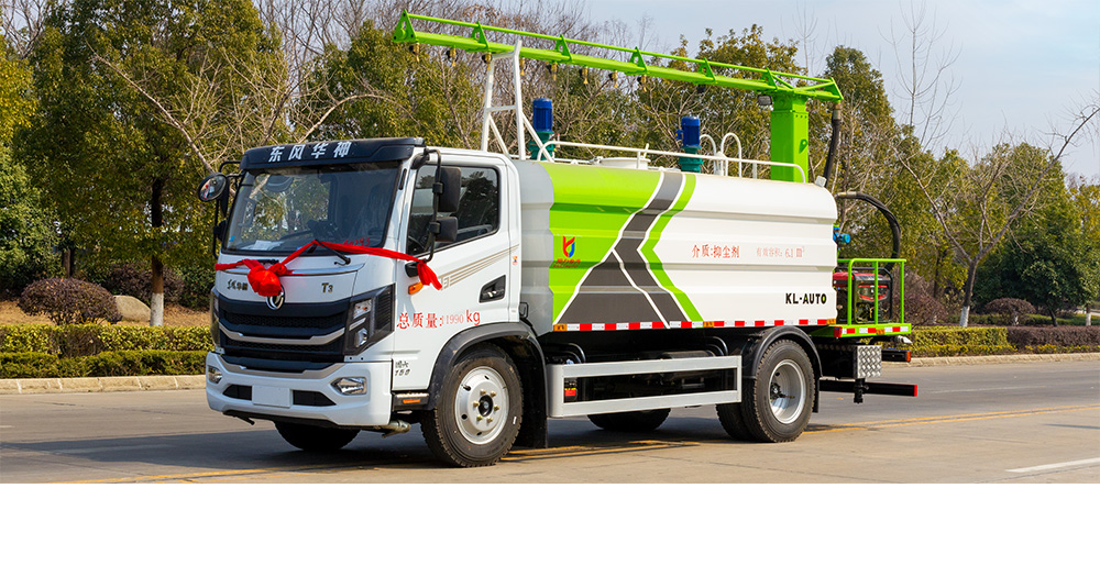 东风华神T3铁路抑尘车