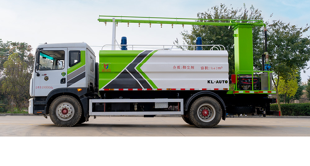 东风多利卡D9铁路抑尘（方罐）