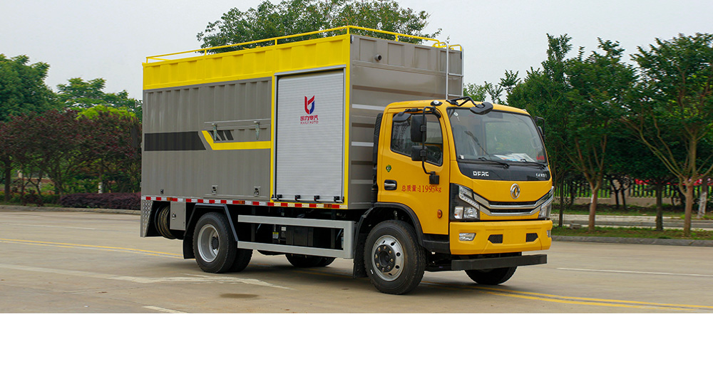 东风多利卡污水处理车