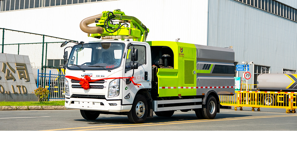 江铃凯锐绿篱修剪车