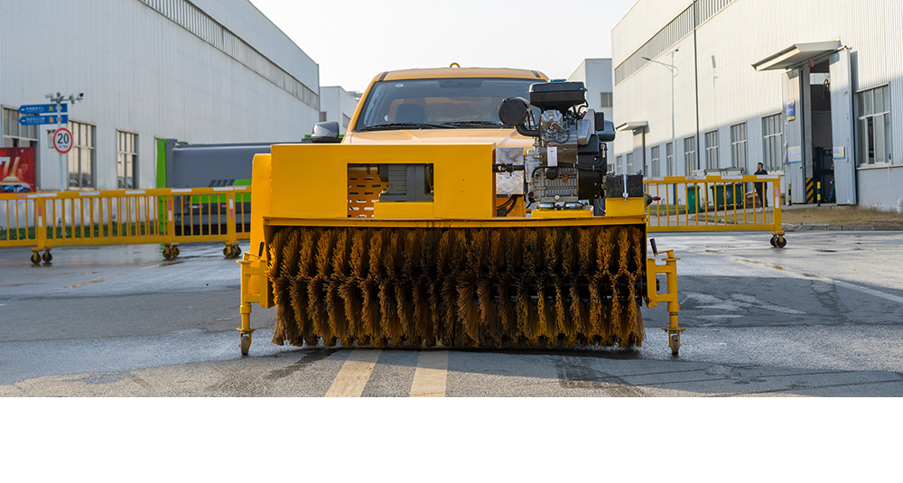 福田四驱除雪车