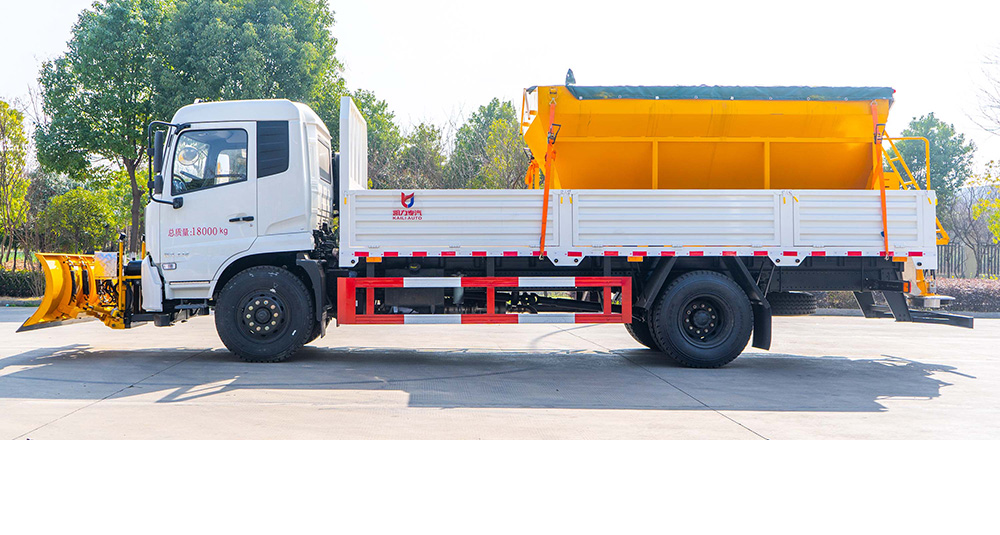 东风天锦除雪车