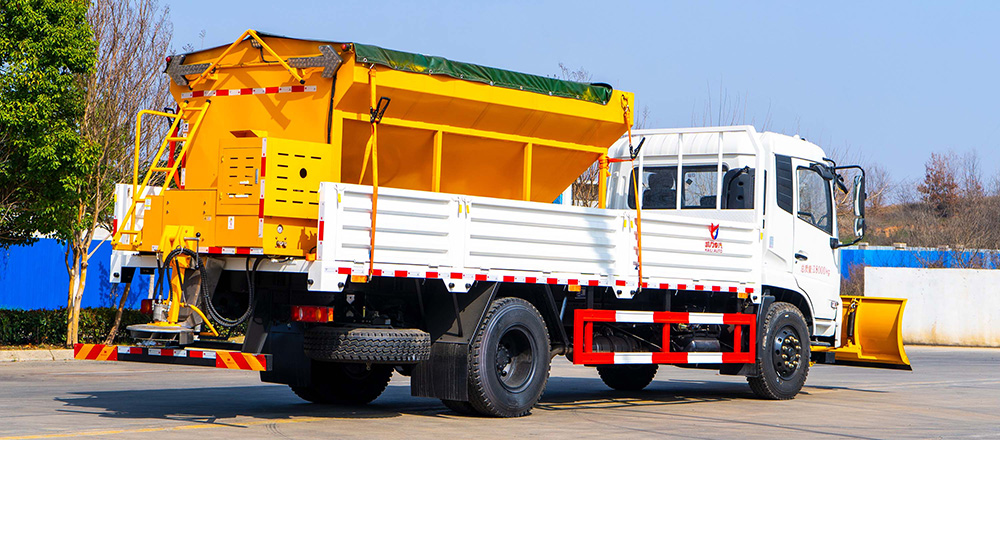 东风天锦除雪车