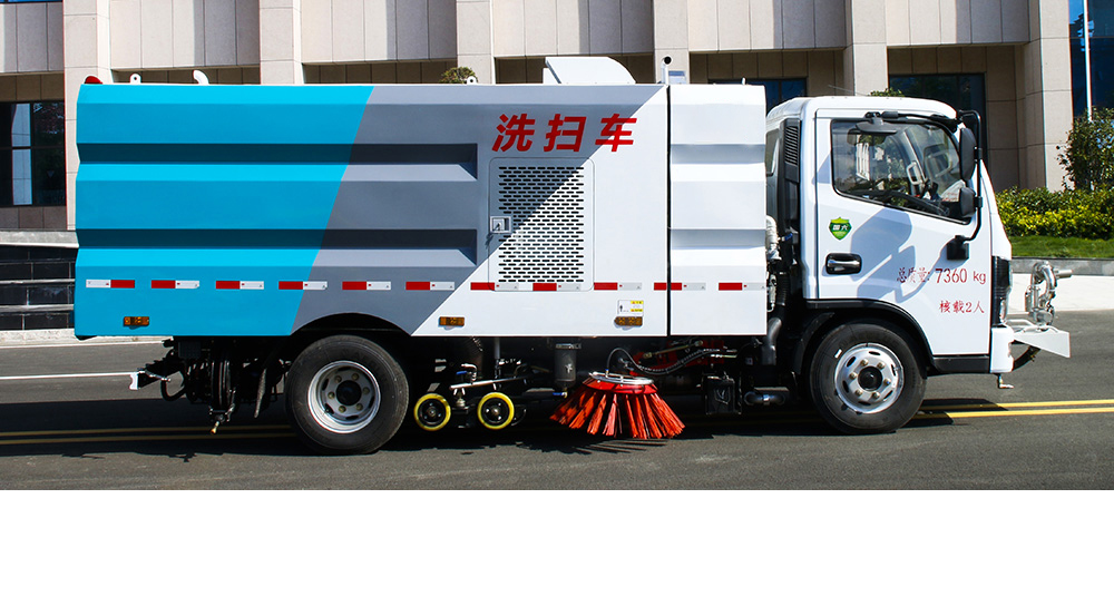 东风小多利卡洗扫车
