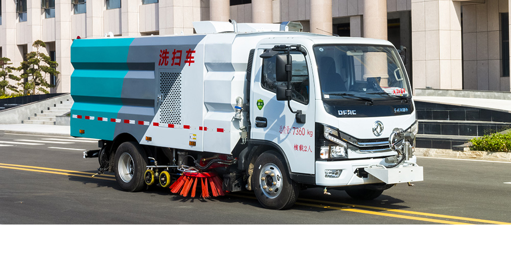 东风小多利卡洗扫车