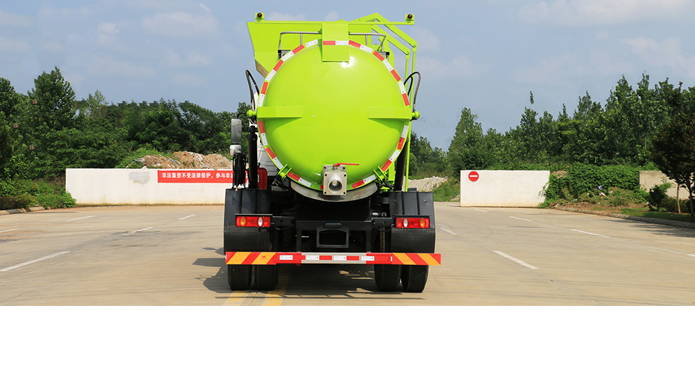 东风天锦餐厨式垃圾车