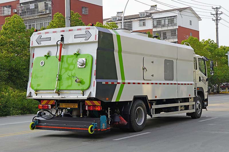 解放JK6干湿两用清扫车